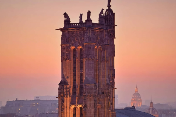 Arc de Triomphe of Carrous – Saint‑Jacques Tower