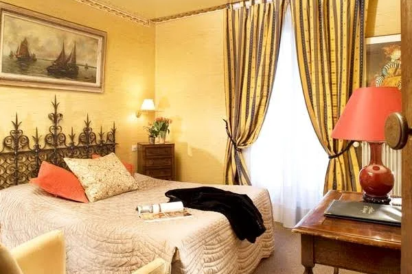 Hôtel Delavigne – 3-Star Charm in the Heart of Saint-Germain-des-Prés
