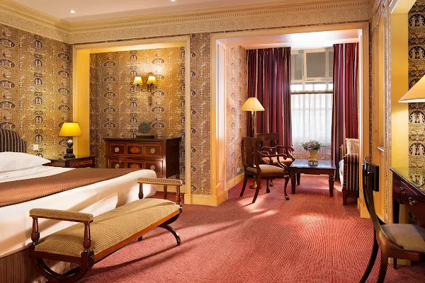 Hôtel des Grands Hommes – Imperial Charm Facing the Pantheon