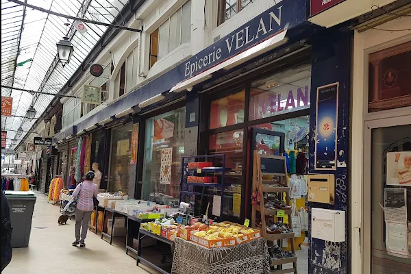 Velan Indian Grocery – A Taste of India in Passage Brady