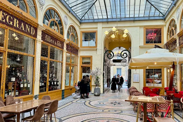 Galerie Vivienne – Iconic Covered Passage in Paris’s 2nd Arrondissement
