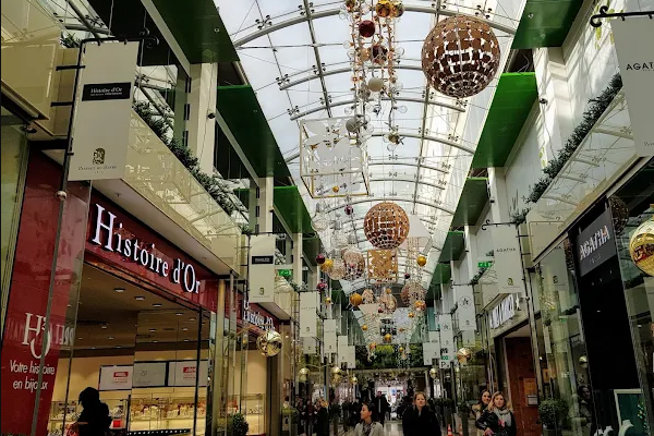 Passage du Havre – Urban Shopping Centre in the Heart of Paris