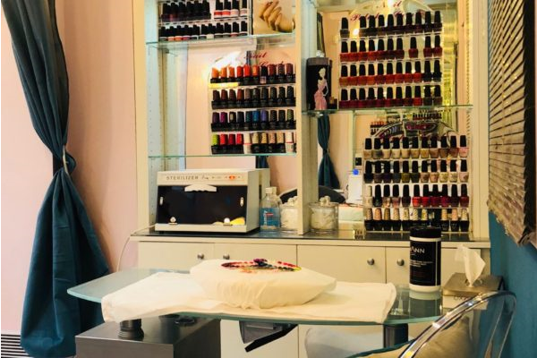 Lili Beauty Institute Paris – Facial, Body & Wellness Treatments